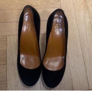 classic Black Gucci Pumps EUC